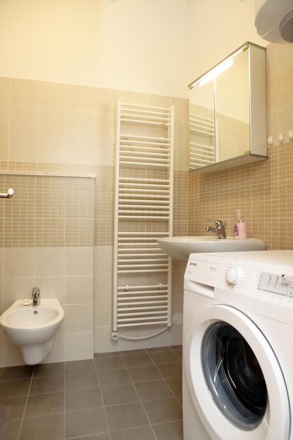Charming San Simon Beach Apartment Jn Izola Esterno foto